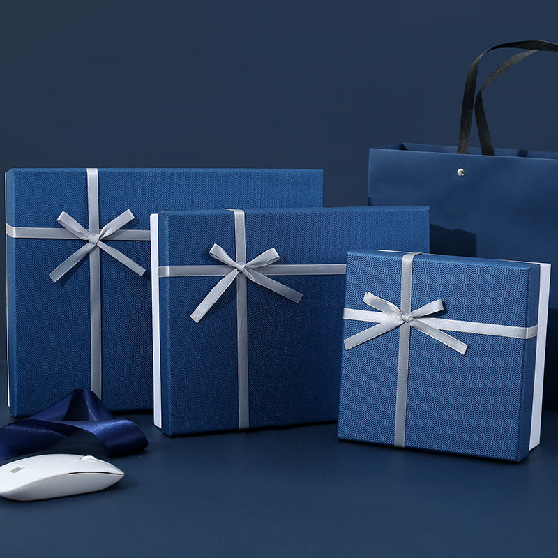 Simple and exquisite oversized birthday gift box