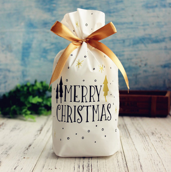 Christmas old man tree drawstring bag