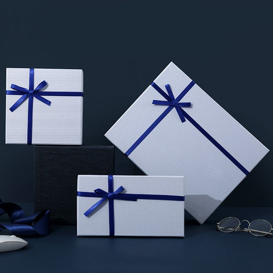Simple and exquisite oversized birthday gift box