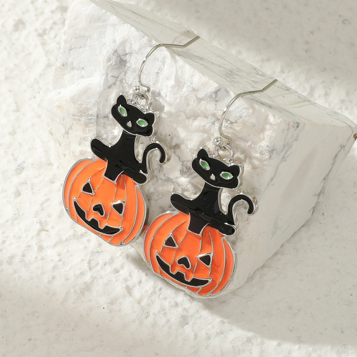 Exaggerated Spider Skull Earrings Halloween Gift