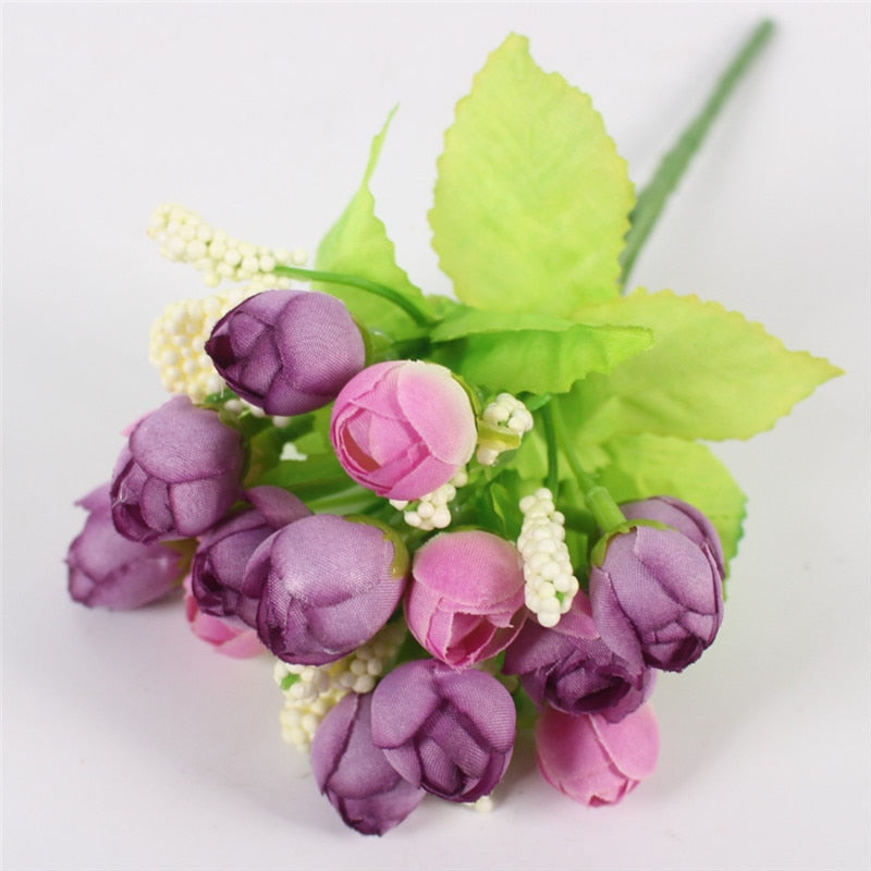 Autumn 15 Heads/Bouquet Small Bud Roses