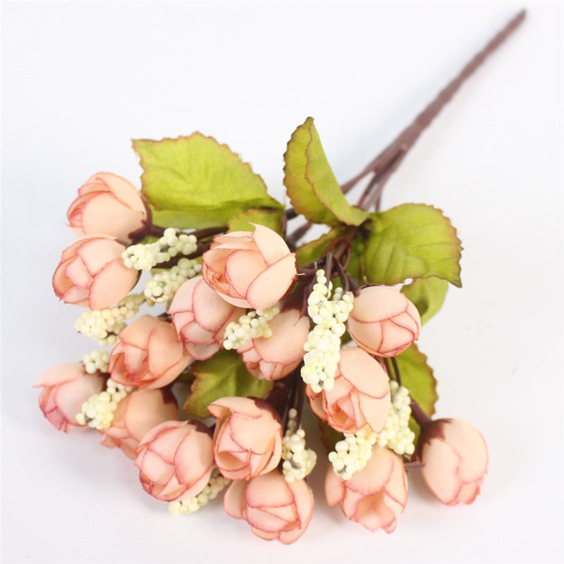 Autumn 15 Heads/Bouquet Small Bud Roses