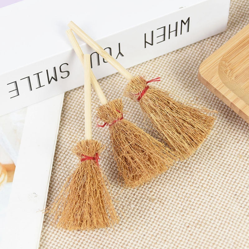 10/20pieces Mini Broom Witch Straw Brooms